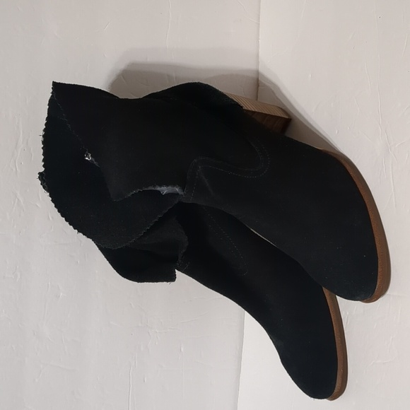 UGG Thames Black Suede Ankle Boots heels women size 9.5 - Picture 3 of 10